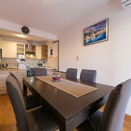 Apartment Marina Makarska Esterno foto
